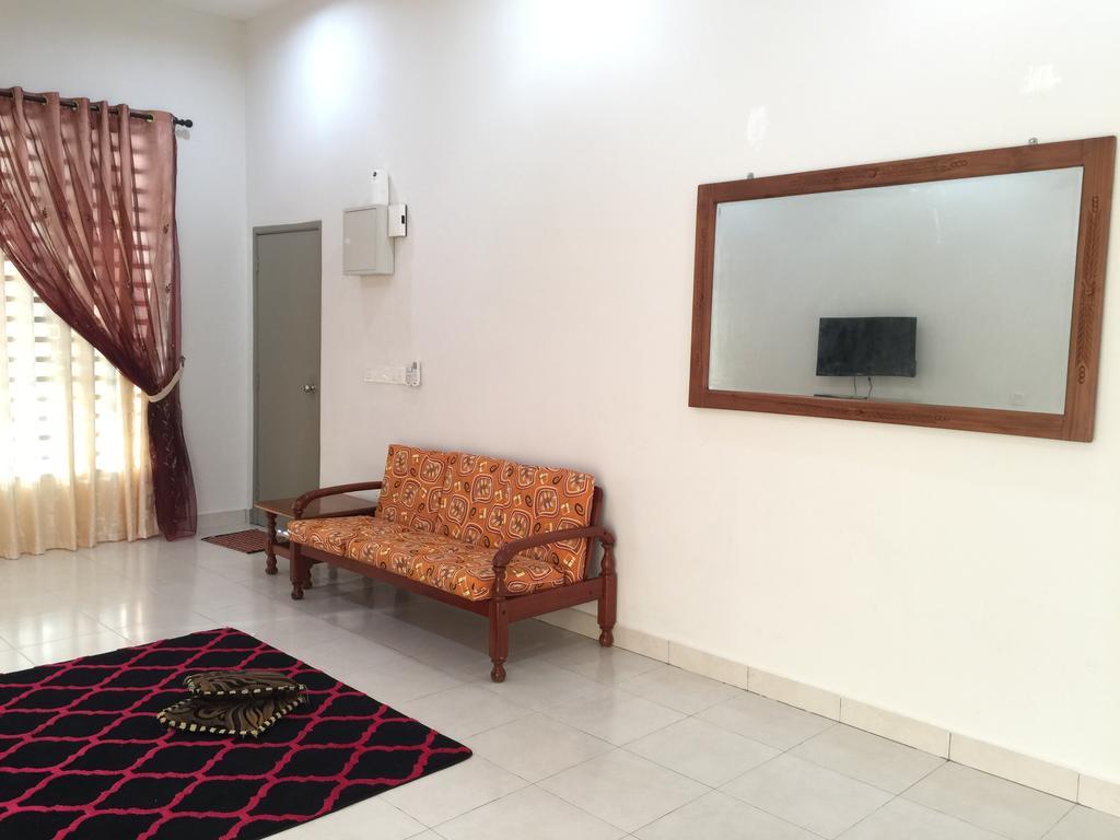 Ana Guest House Jalan Airport קואנטאן מראה חיצוני תמונה