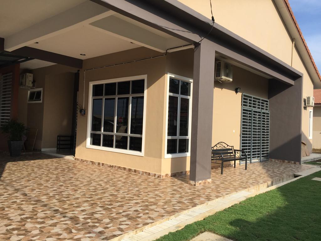 Ana Guest House Jalan Airport קואנטאן מראה חיצוני תמונה